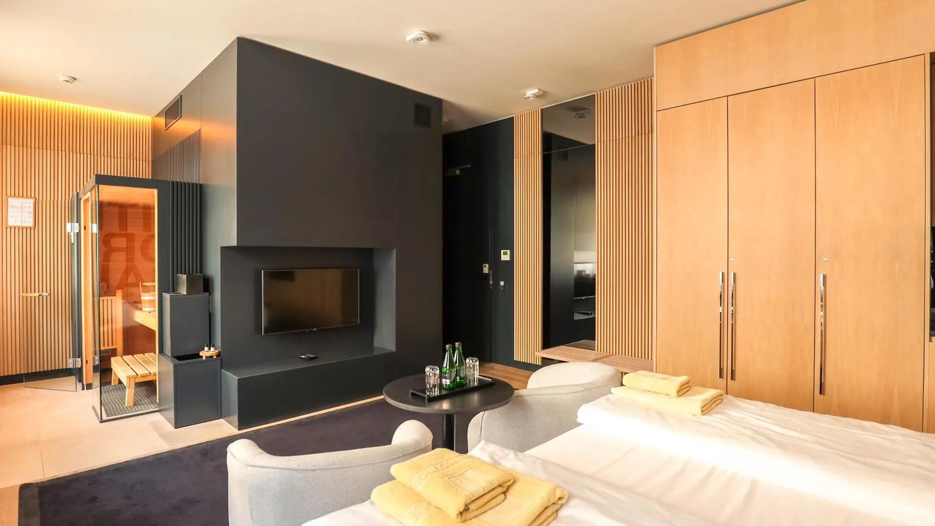 Hotel Ilonn Boutique Limanowskiego Poznan